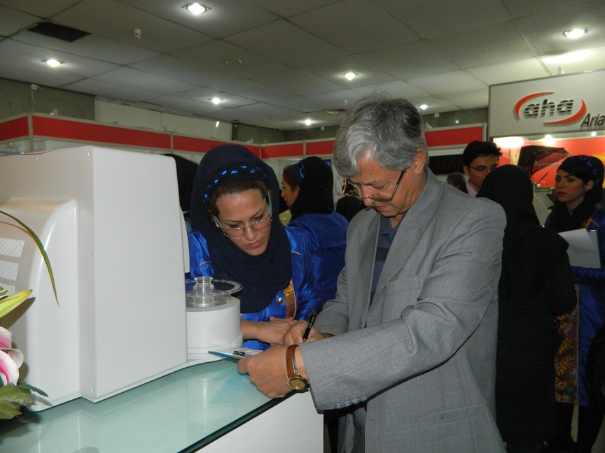 الکترولیت آنالایزر